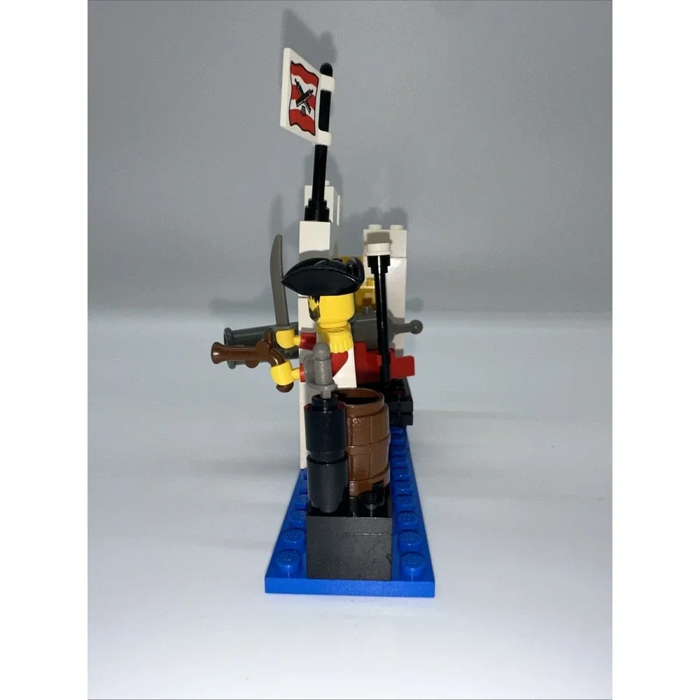 Vintage LEGO 1723 Castle Pirates Combo Pack Complete with Instructions